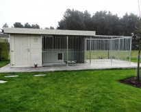 Jaro - Houten hondenren met tuinhuis 4,5x2,5m + buitenren